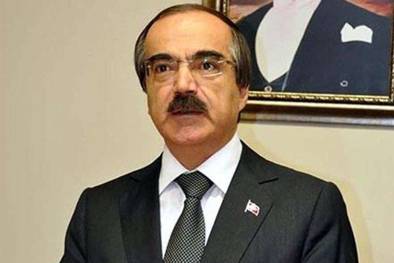 Eski Sakarya Valisi Hüseyin Avni Coş vefat etti Eski Sakarya Valisi Hüseyin Avni Coş vefat etti